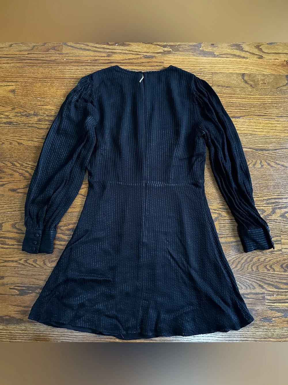 Kate Spade New York Black A-Line Round Neck Keyhole Pleated Georgette Dress 8